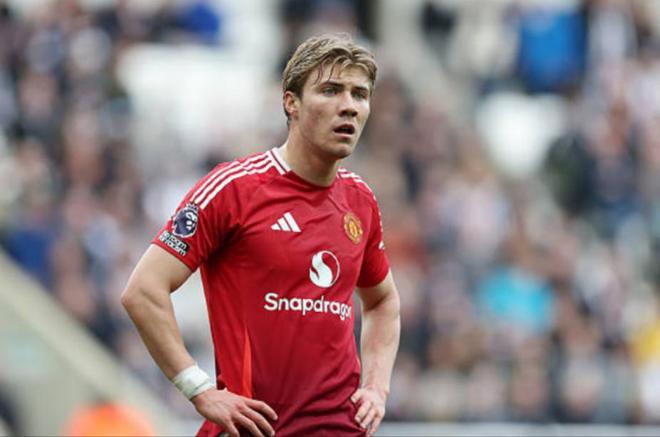 九游官方-记者：曼联正推动霍伊伦加盟那不勒斯，要价5000万+二转