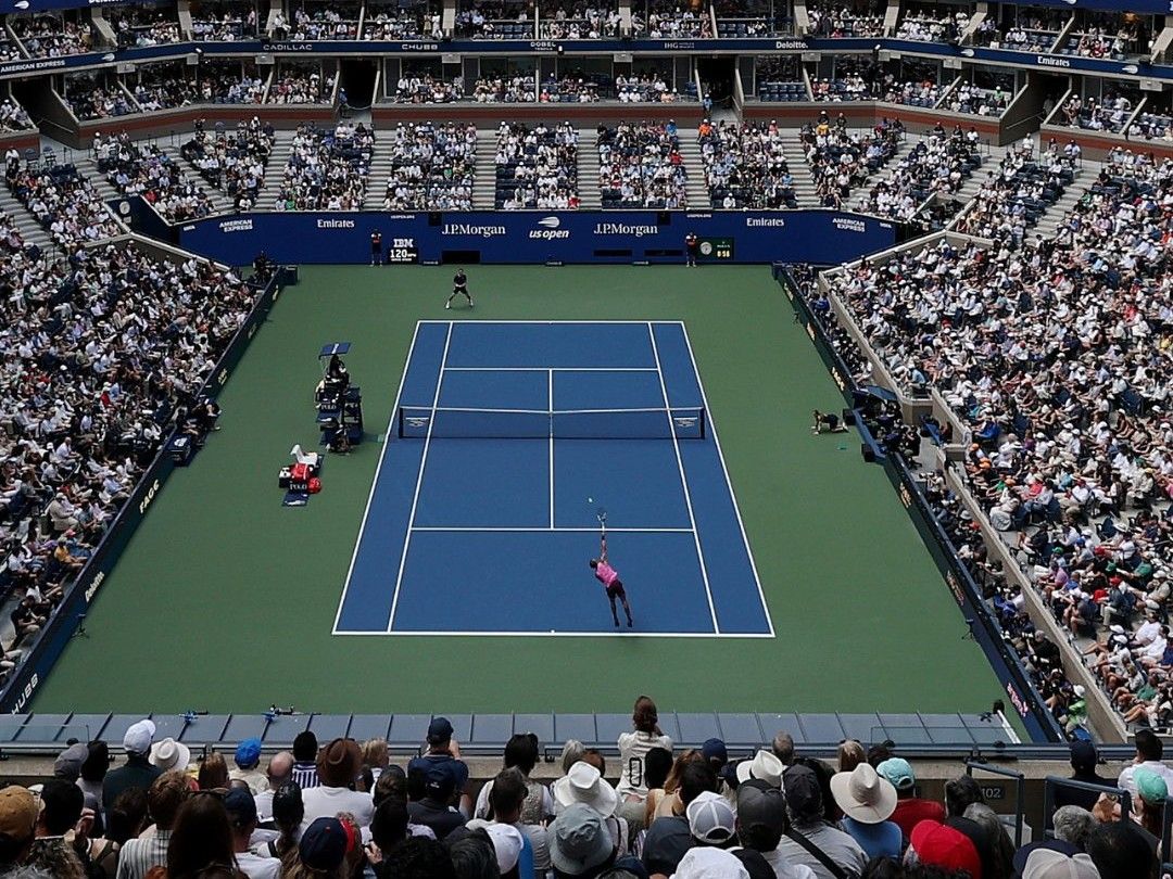 九游互动-官方：由于现场安保问题，美网男单决赛推迟半小时进行