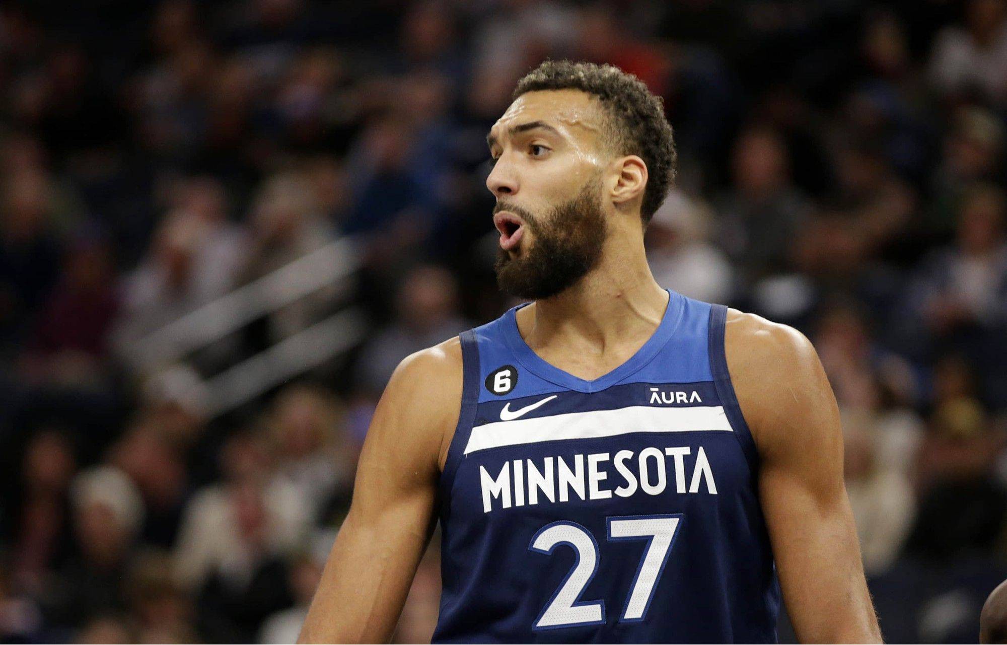 👀戈贝尔两亿肥约今夏结束，下赛季将执行3年1.1亿合同