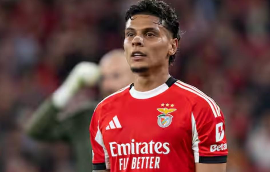 意天空：那不勒斯有意本菲卡中场里奥斯，已进行初步接触